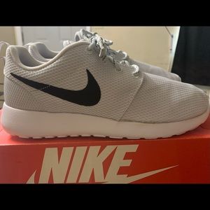 Women’s Nike Roshe